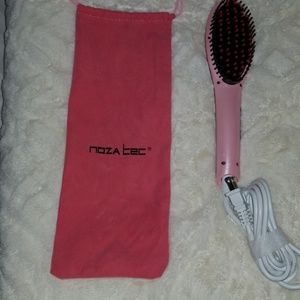 Hair straightening brush